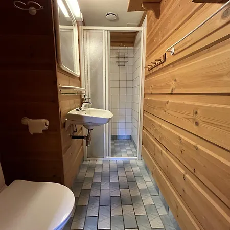 Feriehus Koselig Sentral Eldre Med Peis